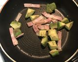 お一人様ランチ♡アボカドベーコン豆腐丼♪作り方2写真