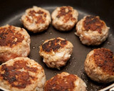 完熟トマトと夏野菜の⁂煮込みハンバーグ作り方2写真