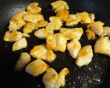 ＊鶏胸肉のハニーマスタードバター焼き＊作り方3写真