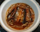 【簡単】缶詰で作るさんまの柳川風作り方3写真