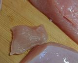 離乳食後期にも☆鶏胸肉トマト炒め作り方1写真