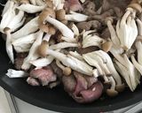 ピーマンと生ラムのカレー炒め。作り方3写真