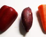 作り置き 赤い野菜のきんぴら作り方1写真