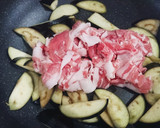 簡単！豚肉とナスの味噌めんつゆ炒め作り方2写真
