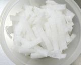 シャキシャキ！大根カニカマ胡麻マヨサラダ作り方2写真