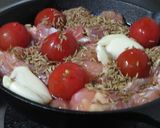 鶏ももとミニトマトのアヒージョクミン風味作り方4写真