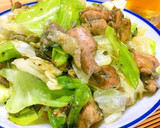 鶏の炭火焼きで♪ザクキャベ柚子胡椒炒め♪作り方5写真
