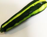 夏野菜☆ズッキーニと豚肉炒め作り方1写真