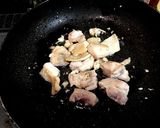 【ワインに◎】鶏肉ナストマトのチーズ焼き作り方2写真