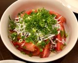 トマトとしらすのサラダ 柚子胡椒風味作り方3写真