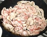 豚バラとピーマンのトムヤム炒め作り方2写真