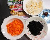 シャキシャキ！ピリ辛れんこんサラダ作り方1写真