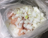 玉ねぎと鶏ひき肉の焼売風味揚げ♡作り方1写真