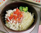 簡単★冷蔵庫の余り物で食べるトマトスープ作り方2写真