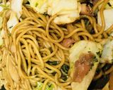 キャベツ中心のベーコン・ソース焼きそば作り方3写真