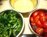 えびとミニトマトの卵炒め作り方1写真