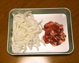 簡単☆豚で親子丼作り方1写真
