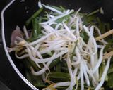にらもやしとベーコンのにんにくマヨ炒め作り方3写真