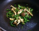 お弁当に！ピーマンとしめじのおかか炒め作り方5写真