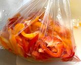 アイラップでゴーヤとパプリカの塩昆布和え作り方3写真