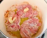鶏肉とキャベツ、アスパラガスの蒸し焼き作り方7写真