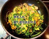 豆苗と豚こま炒め作り方8写真