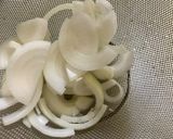 大人の総菜◎蒟蒻と玉ねぎでピリ辛おつまみ作り方1写真