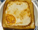 くり抜き食パンの卵チーズハムトースト作り方10写真