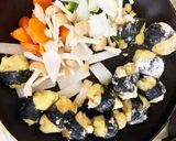 チーズイン磯部いももちと野菜の塩ダレ炒め作り方19写真