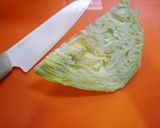 簡単！お味噌汁☆肉キャベツの味噌炒め味作り方1写真