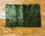 ☆はさむだけ！シーチキンと梅のおにぎらず作り方3写真