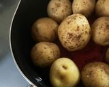 ふかした芋にかけるだけ☆ゆかりマヨじゃが作り方1写真