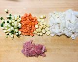 お家ランチ★鶏と野菜の温玉トマトキーマ作り方1写真