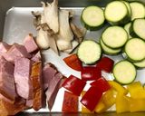 ズッキーニと厚切りベーコンのオリーブ炒め作り方1写真