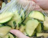 【超簡単！】ズッキーニを生で食べよう！作り方4写真