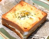 残ったカレーで♪ エッグカレートースト♡作り方17写真