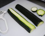 レンジで簡単ズッキーニの生姜醤油がけ作り方1写真