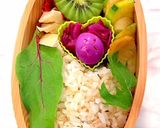 女子中学生　弁当　玄米　お花ウィンナー作り方5写真