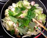 大葉とキャベツと豚肉の炒めもの！作り方2写真