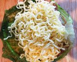 サッポロ一番で巻き巻きレタス冷麺作り方3写真