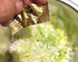 ネギシーチキンのせ酸辣湯麺風冷ラーメン作り方3写真