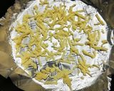 お手軽☆パリパリ美味しいラーメンピザ作り方4写真