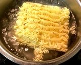 とんこつ即席麺でフルーツ冷麺作り方4写真
