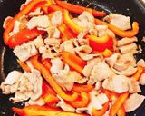 ズッキー二&赤パプリカの豚肉カレー炒め☆作り方5写真