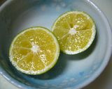 キュッと一絞りでさわやか味噌汁♡作り方3写真