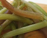 山菜みずと塩昆布の和え物作り方2写真