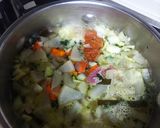 ショルダーベーコンと野菜のコンソメスープ作り方3写真