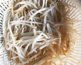 もやしとしめじのふんわり卵炒め♪作り方1写真
