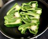 まるごとピーマン作り方1写真