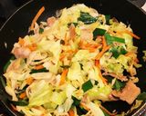 キャベツと、豚バラの炒め物、満腹作り方3写真
